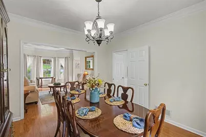 609 Adam Circle, Woodstock, GA 30188 - Photo 4