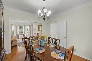 609 Adam Cir, Woodstock, GA 30188 - Photo 4