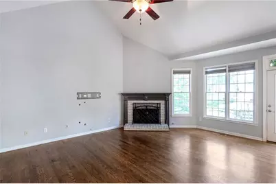 4840 Leeds Court, Suwanee, GA 30024 - Photo 8