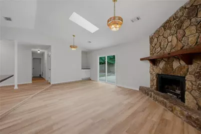 822 Brandlwood Way NW, Lilburn, GA 30047 - Photo 10