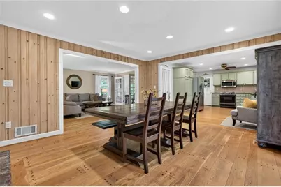 6875 Castleton Drive, Atlanta, GA 30328 - Photo 8