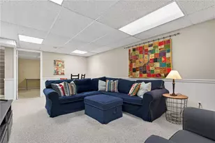 6875 Castleton Dr, Atlanta, GA 30328 - Photo 36