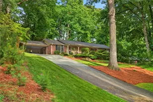 6875 Castleton Dr, Atlanta, GA 30328 - Photo 60