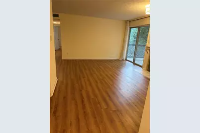 1305 Weatherstone Way NE, Atlanta, GA 30324 - Photo 4