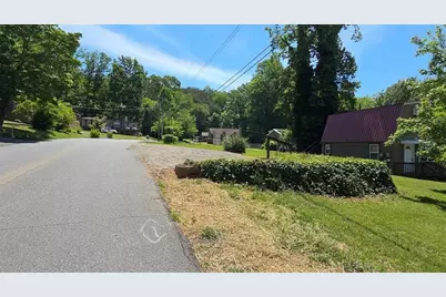 1693 Chatuge Shores Road, Hiawassee, GA 30546 - Photo 18