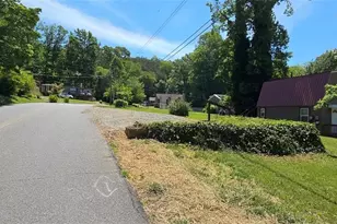1693 Chatuge Shores Rd, Hiawassee, GA 30546 - Photo 18