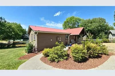 1693 Chatuge Shores Road, Hiawassee, GA 30546 - Photo 2