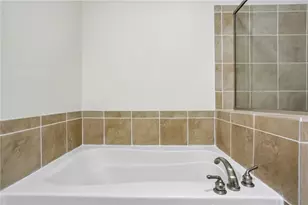 901 Abernathy Rd NE, Atlanta, GA 30328 - Photo 16