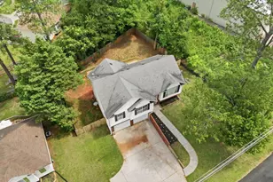 201 Hickory Ln, Cartersville, GA 30120 - Photo 4