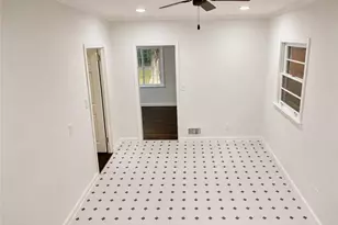 1189 Rock Cut Rd, Forest Park, GA 30297 - Photo 16