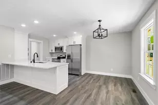 135 Azalea St SW, Calhoun, GA 30701 - Photo 12