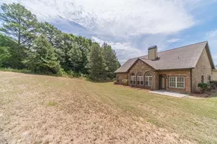 997 Spanish Moss Tr, Loganville, GA 30052 - Photo 32