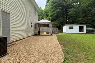 117 Richmond Dr, Dawsonville, GA 30534 - Photo 2