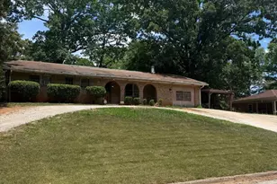 2556 Williamsburg Dr, Decatur, GA 30034 - Photo 1