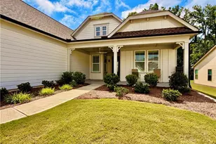 295 Conway Trl, Hoschton, GA 30548 - Photo 2