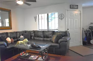 555 Windchase Ln, Stone Mountain, GA 30083 - Photo 4