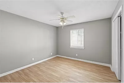 2388 Lawrenceville Highway #D, Decatur, GA 30033 - Photo 12