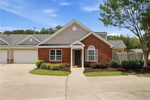 406 Somerton Pl, Cumming, GA 30040 - Photo 2