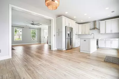 231 S Village Square, Canton, GA 30115 - Photo 14