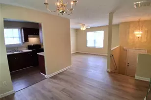 3617 Oakland Spring Ct, Snellville, GA 30039 - Photo 4