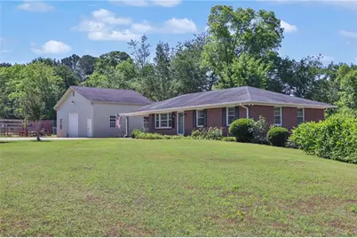 1559 Atlanta Highway SE, Winder, GA 30680 - Photo 2