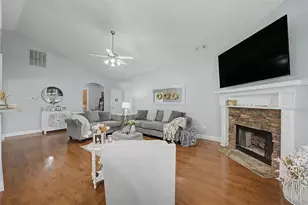 203 Rosewood Dr SE, Calhoun, GA 30701 - Photo 10