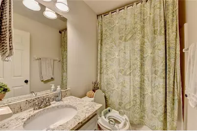 95 N Gwinnett Street, Buford, GA 30518 - Photo 38