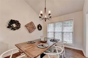 95 N Gwinnett St, Buford, GA 30518 - Photo 14