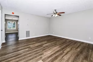 5791 Strathmoor Manor Cir, Lithonia, GA 30058 - Photo 2