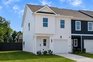 9448 Maple Grv Ln, Jonesboro, GA 30238 - Photo 1