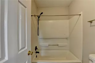 3876 Meadow Creek Dr, Peachtree Corners, GA 30092 - Photo 24