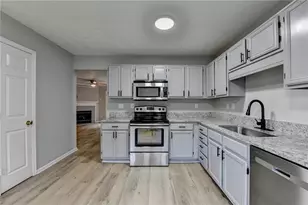 3876 Meadow Creek Dr, Peachtree Corners, GA 30092 - Photo 6