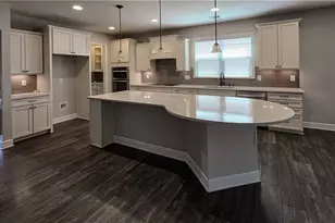 225 Windsor Park Dr, Woodstock, GA 30188 - Photo 2