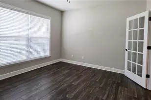 225 Windsor Park Dr, Woodstock, GA 30188 - Photo 6