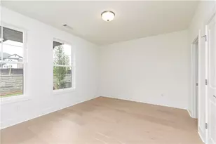 2251 Crestview Dr NE, Brookhaven, GA 30319 - Photo 4