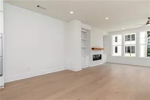 2251 Crestview Dr NE, Brookhaven, GA 30319 - Photo 12