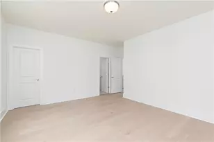 2251 Crestview Dr NE, Brookhaven, GA 30319 - Photo 16