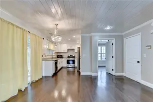 725 Manor Glen Dr, Suwanee, GA 30024 - Photo 12