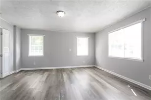 805 Pamela Dr, Griffin, GA 30224 - Photo 14