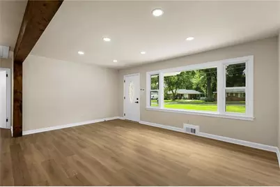 2794 Long Way, Decatur, GA 30032 - Photo 6