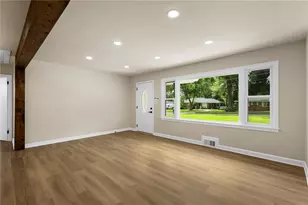 2794 Long Way, Decatur, GA 30032 - Photo 6