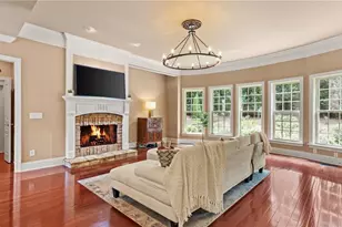5010 Collins Lake Dr, Mableton, GA 30126 - Photo 8