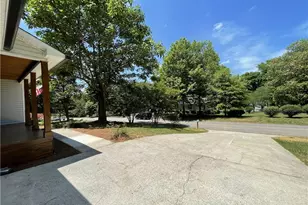 6411 Narramore Way, Lula, GA 30554 - Photo 4
