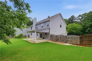 1060 Forest Creek Dr, Canton, GA 30115 - Photo 10