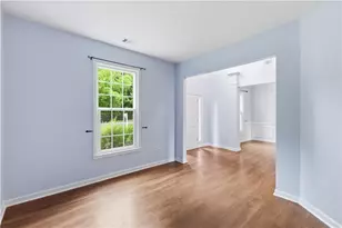 1060 Forest Creek Dr, Canton, GA 30115 - Photo 20