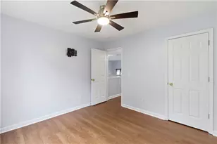 1060 Forest Creek Dr, Canton, GA 30115 - Photo 32