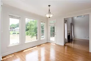 1688 Holcomb Lake Rd, Marietta, GA 30062 - Photo 18