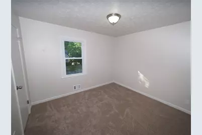 6456 Wildwood Trail, Flowery Branch, GA 30542 - Photo 8