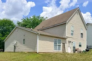 1349 Creekview Cir, Riverdale, GA 30296 - Photo 2