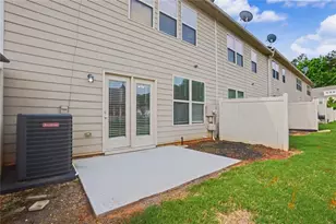 5124 Madeline Pl, Stone Mountain, GA 30083 - Photo 12